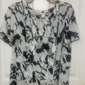 Liz Claiborne Black and White Floral Blouse